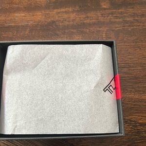 Tumi Double Billfold Wallet - black - NIB
